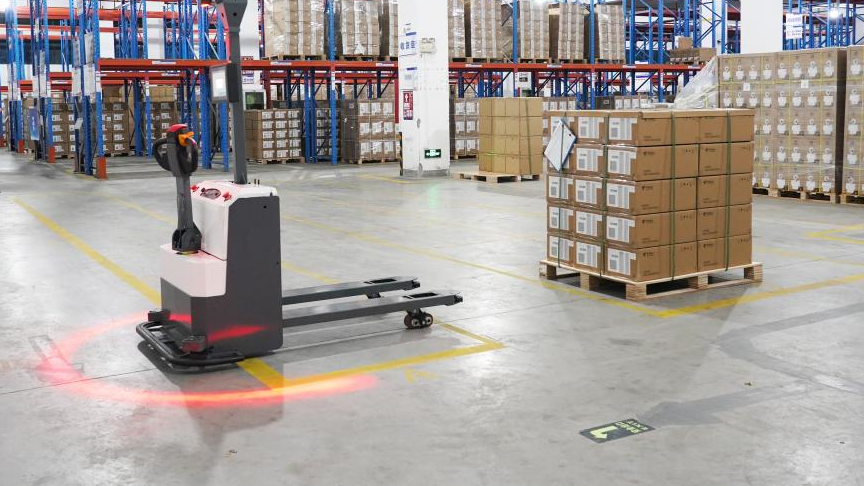 Autonomous Forklifts in Logistics Supply Chain
