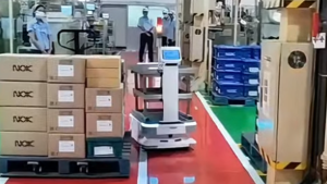 Fly Boat AMR robots in automotive manufacturing